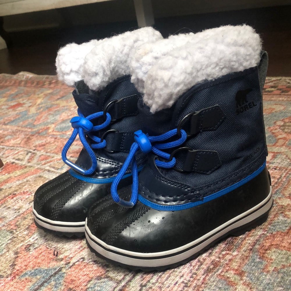 Sorel Kids Snow Boots - Black and Blue